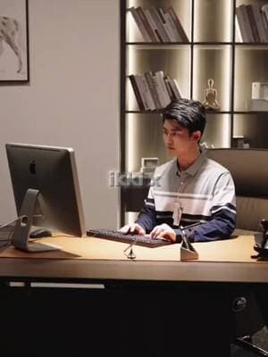 @ikhwanpuske — Aku ikut challenge dari @WeWatch Asia ID guys. Banyak banget drama menarik loh. Semoga menang heheh #WeWatchDubbing #wewatchdubbing #dubb...